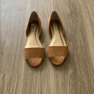 BCBG camel flats. Size 5.5. Never worn.